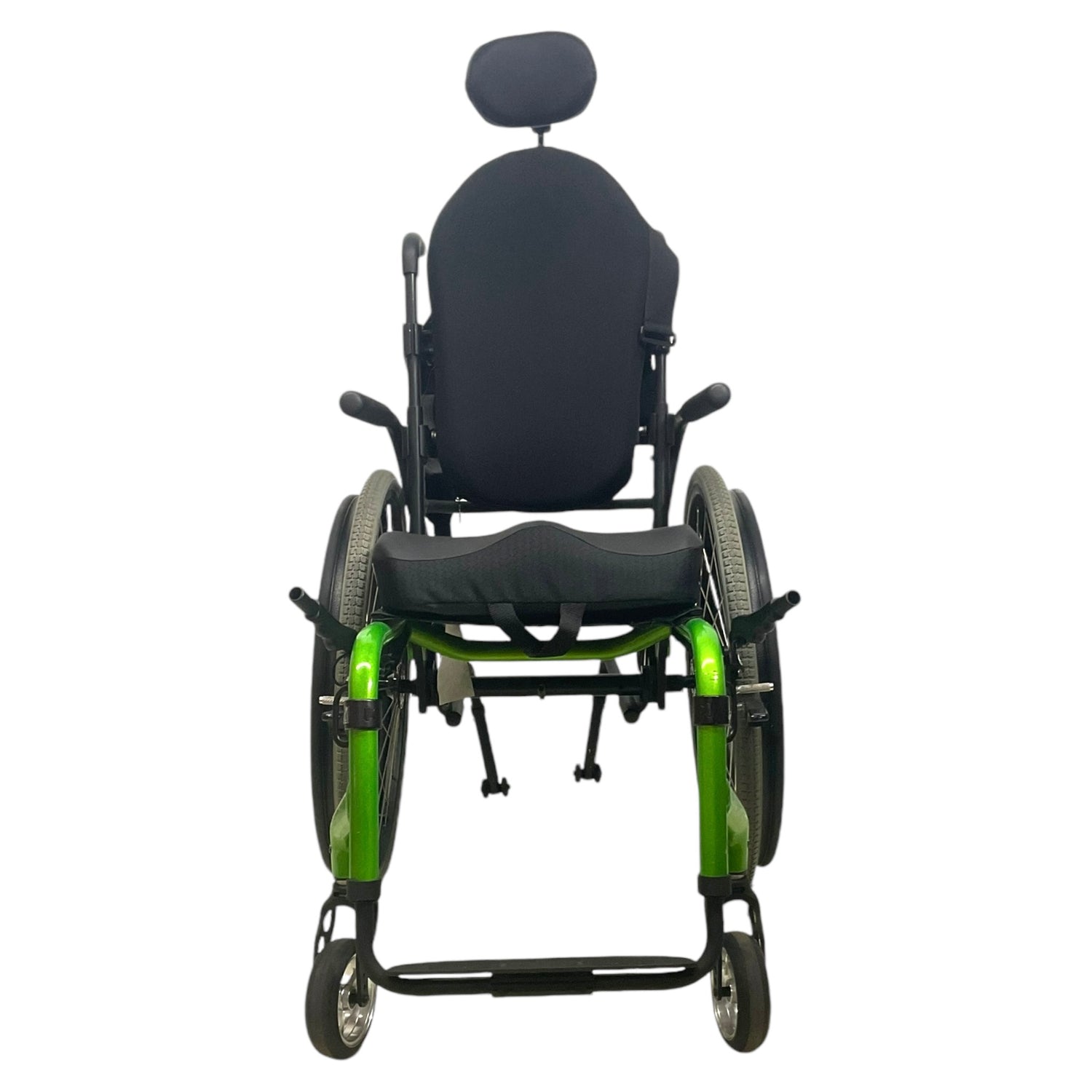 Front view of Sunrise Medical Quickie 5R wheelchair