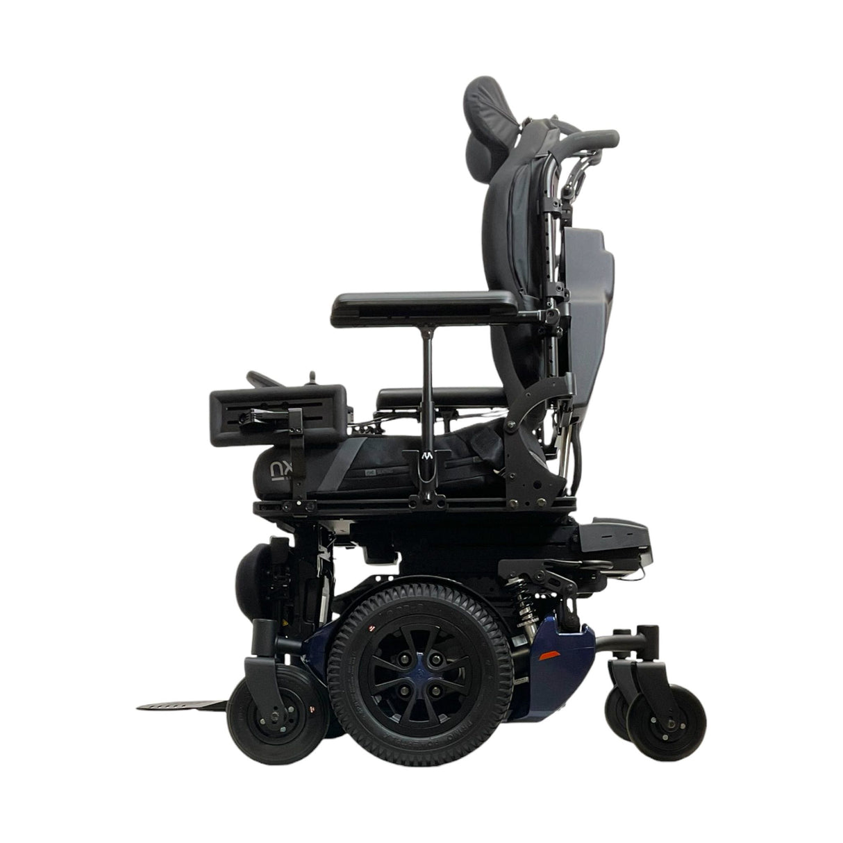 Left Side View of Amylior Alltrack M3-HD