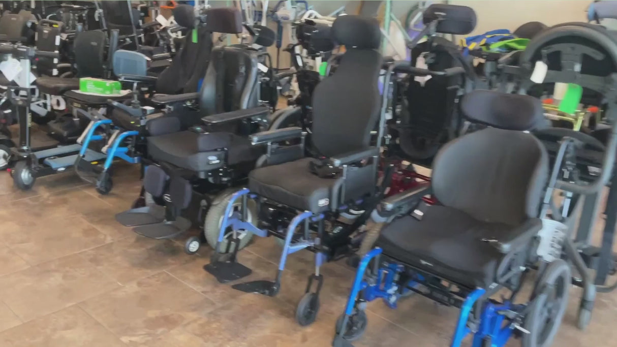2020 Pride Mobility Quantum Q6 Edge 3 | 18 x 19 inch Seat | Lighting Kit, Bluetooth Enabled Joystick