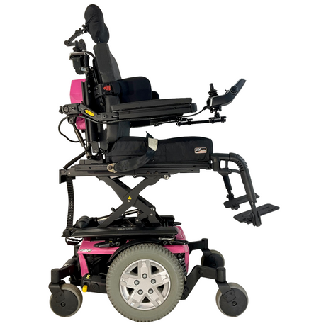 Side View of Quantum Q6 Edge iLevel Seating function
