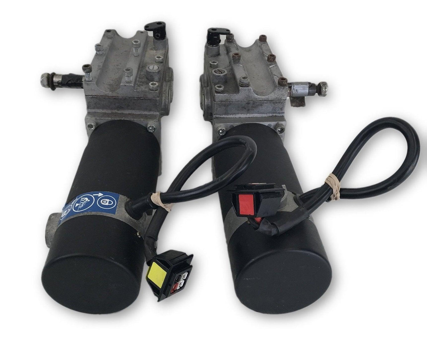 Pride Mobility Jazzy Select HD, Jazzy 600, Jazzy Select 14, Quantum J6 Left & Right Motors DRVMOTR1302 | DRVMOTR1301 | PM802-D08D | PM802-D08C | 011711-Mobility Equipment for Less